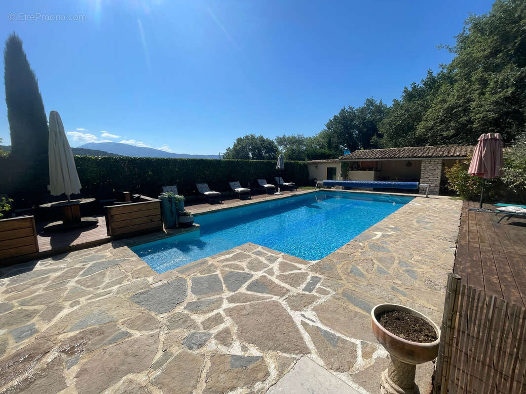 Maison à VAISON-LA-ROMAINE