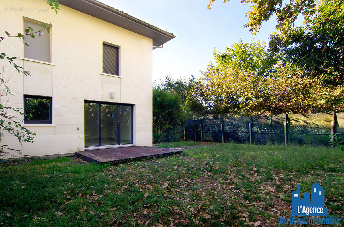 Appartement à PESSAC