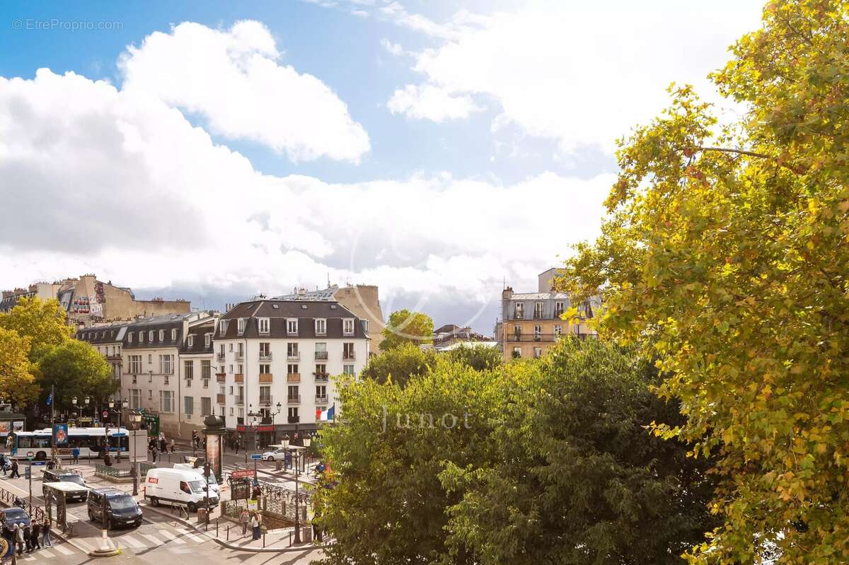 Appartement à PARIS-18E