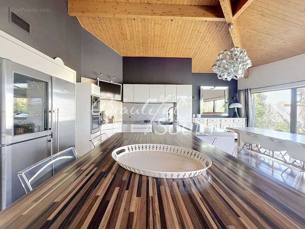Propriété d’exception aux portes de Perpignan – 260 m² habitables sur 1 690 m² paysagés avec piscine, Pollestres - photo 6