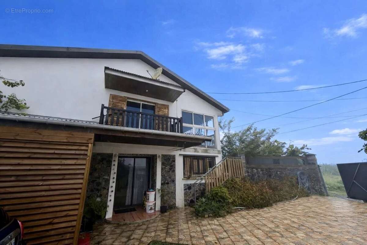 Maison à SAINT-PIERRE