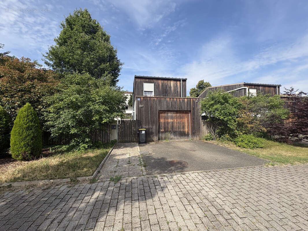 STRASBOURG NEUHOF - Maison 4/5 pièces de 93,44m2 avec un garage de 20m2 - photo 8