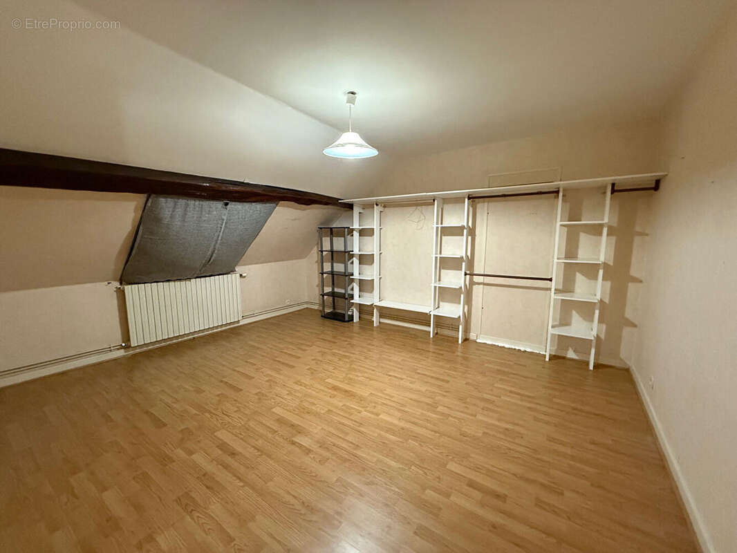 Maison à MENETOU-SALON