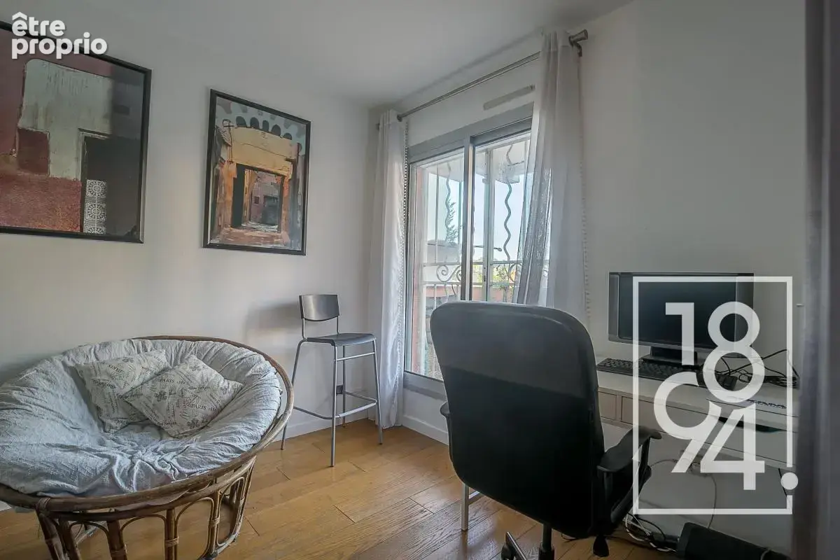 T4/5 de 100 m² avec 113 m² de terrasse - Résidence La Rochebelle - photo 9
