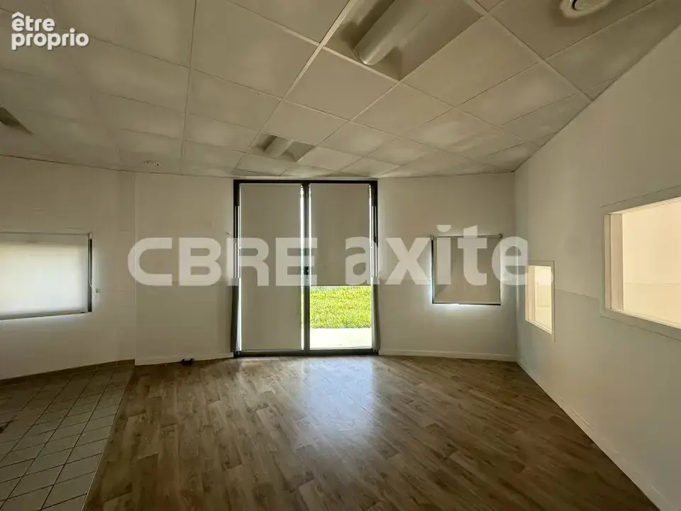 Commerce 437 m² à vendre à Rumilly (74150) - photo 2