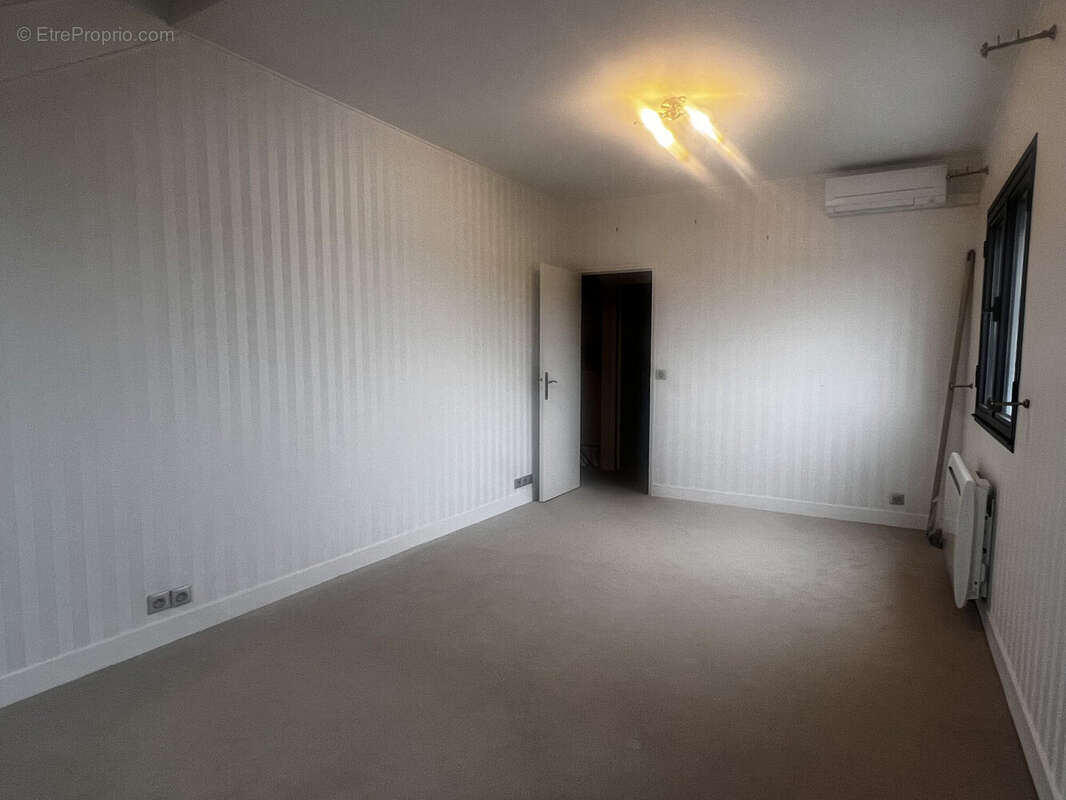 Maison à ORMESSON-SUR-MARNE