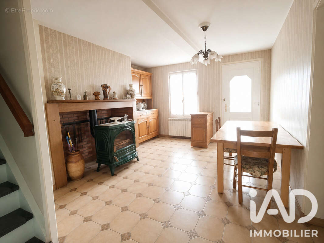 Maison 73 m² à Breteuil  - photo 5