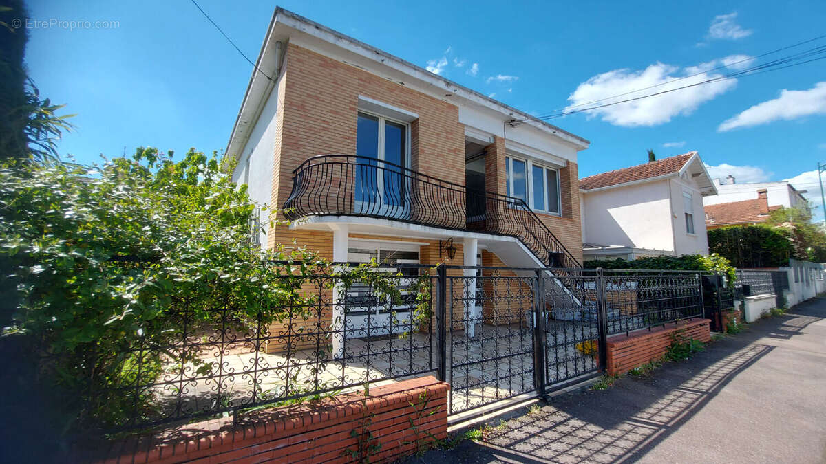 Toulouse minimes barriere de paris maison t5 de 132m² - photo 2