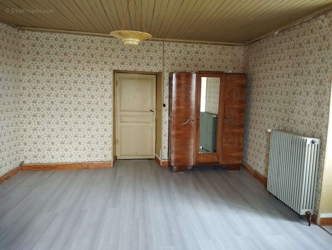 Maison à BAGAT-EN-QUERCY