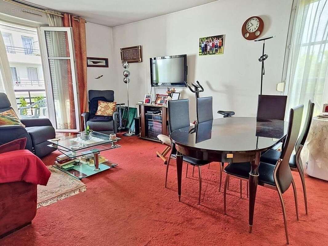 Photo 2 - Appartement à LE PLESSIS-TREVISE
