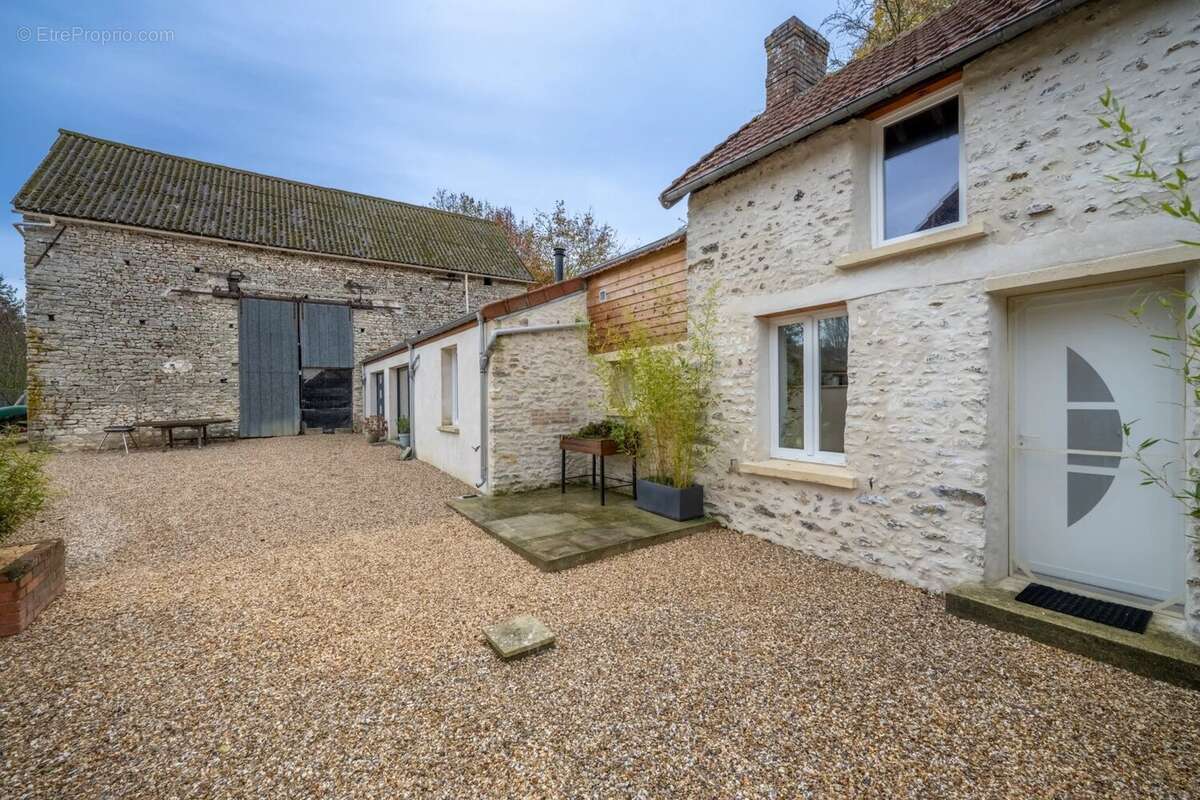 Maison à CRAVENT