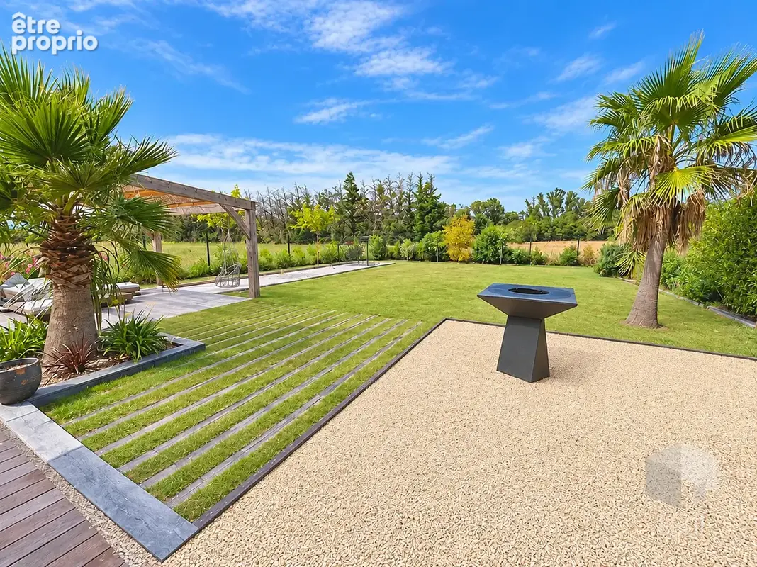 MONTELIMAR, maison de 195 m2, 4 chambres - photo 15
