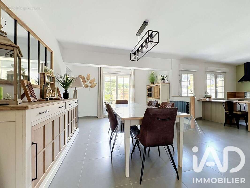 Maison 132 m² à Arques  - photo 3