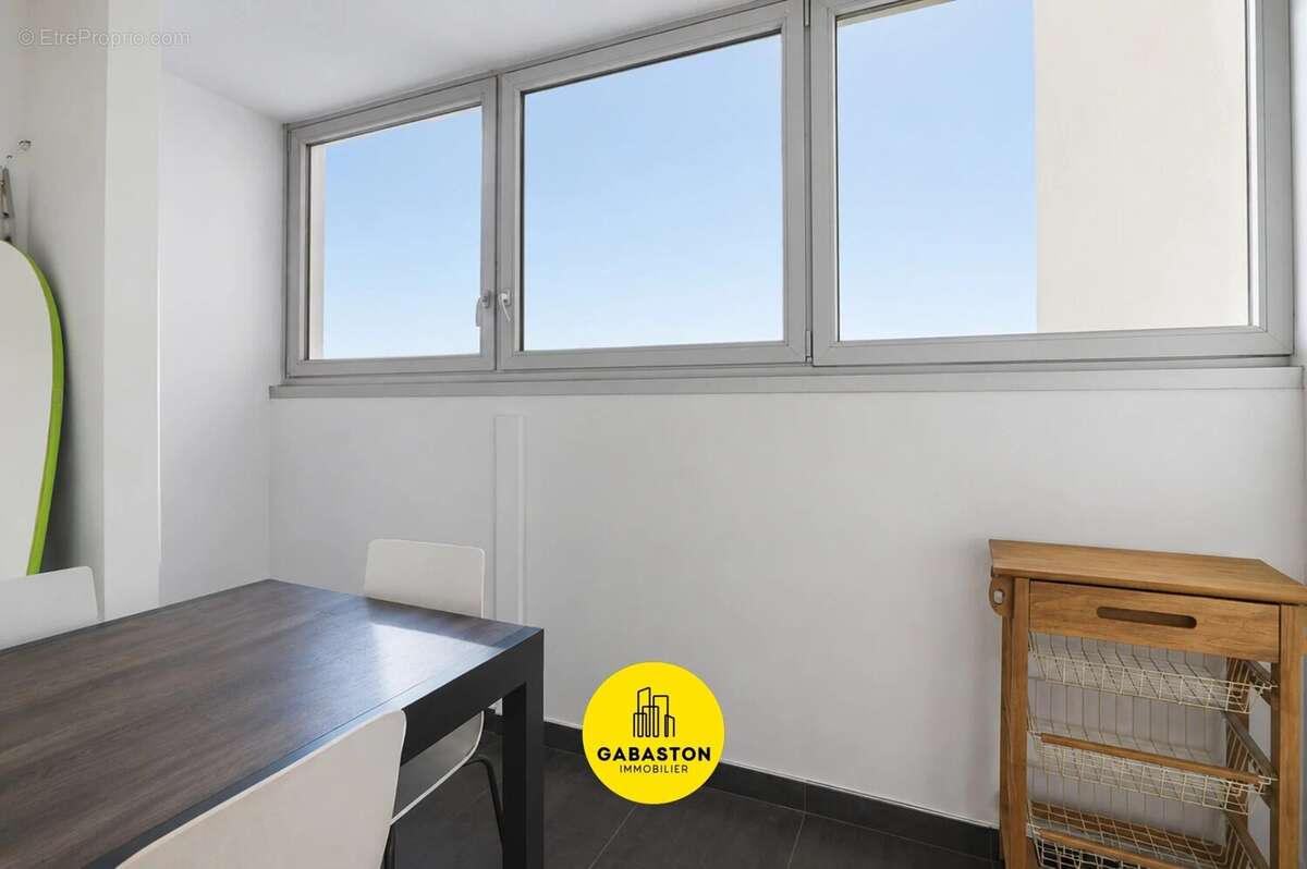 Appartement à MARSEILLE-9E