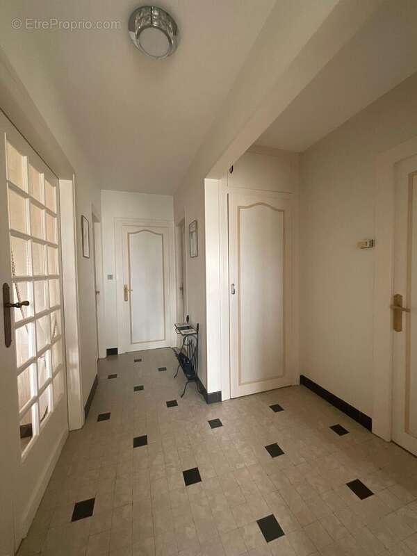 Photo 9 - Maison à VIERZON