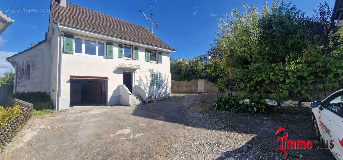 Maison à LEYMEN