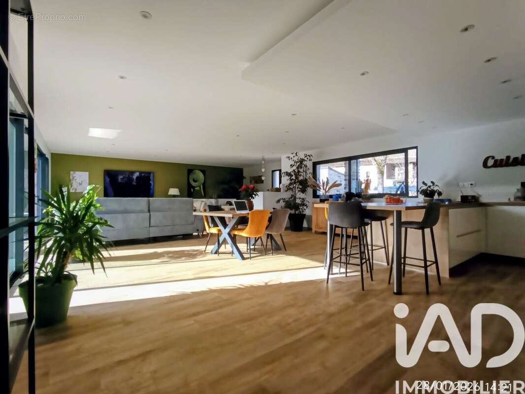 Maison 160 m² à Crampagna  - photo 3