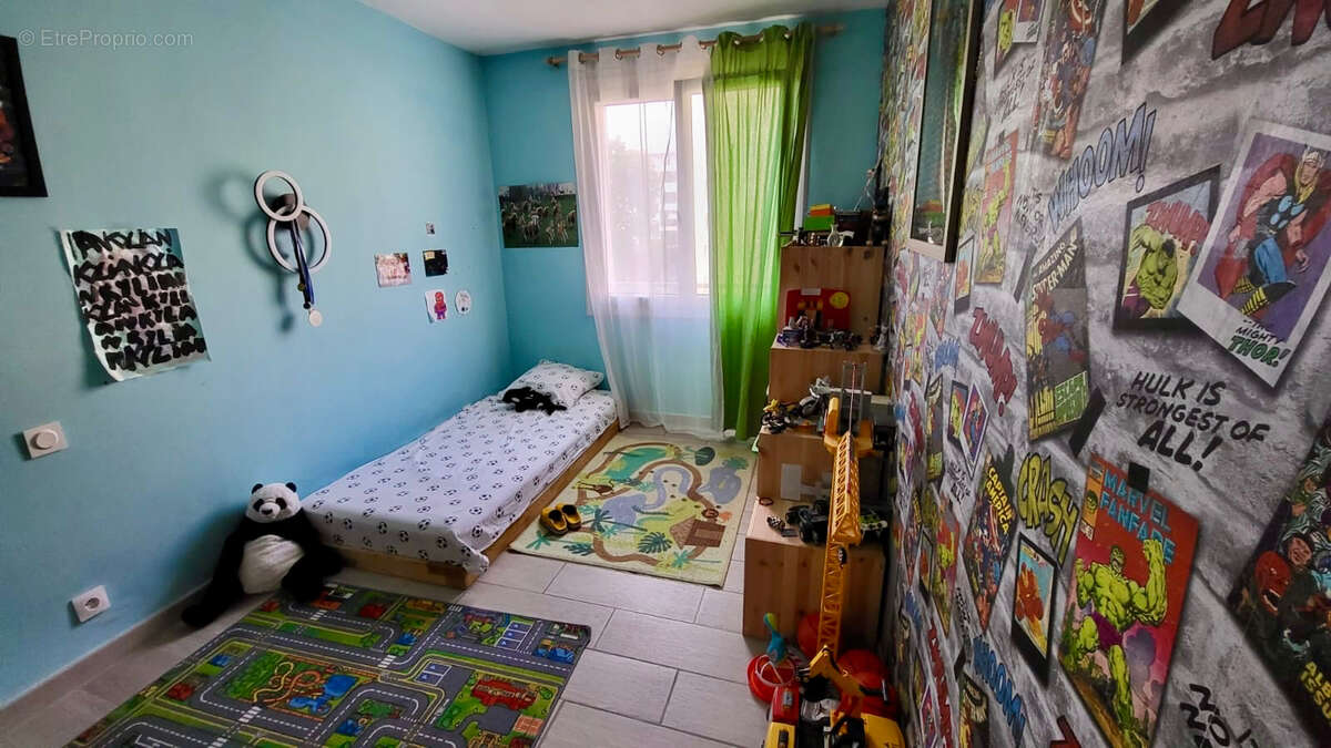 Appartement à MARSEILLE-3E