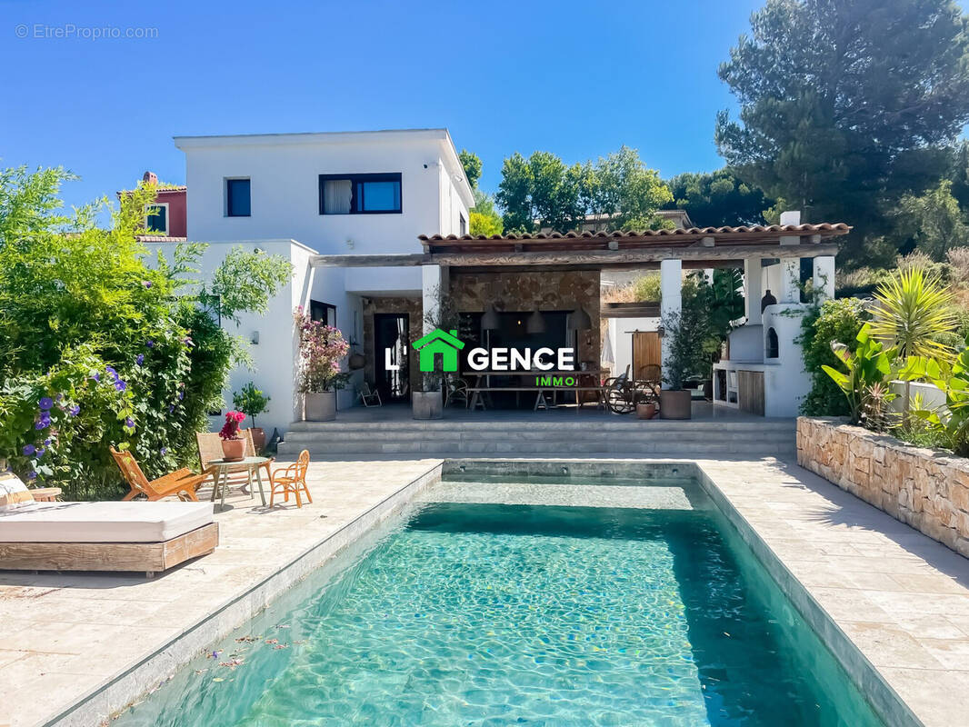 Maison à PORT-DE-BOUC