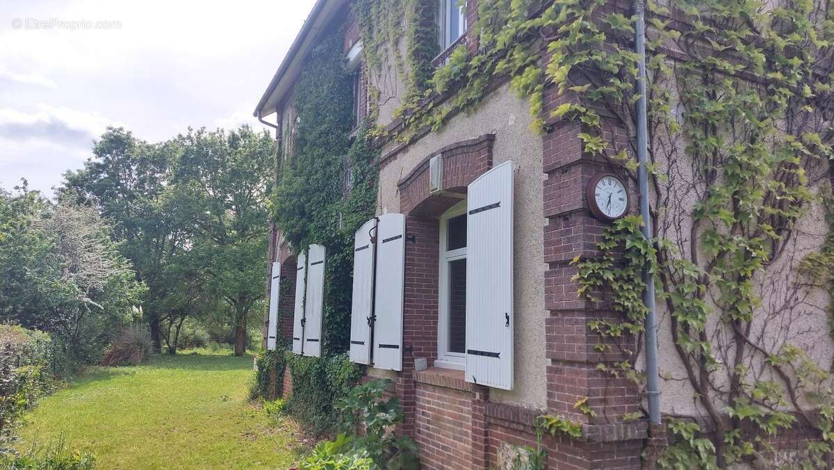 Maison à AVRILLY