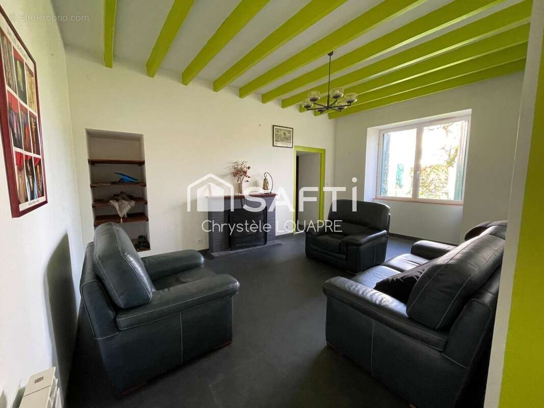 Maison 307 m² à Cresse  - photo 2