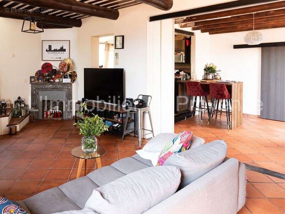 Maison 140 m² à Marseille-11e  - photo 7