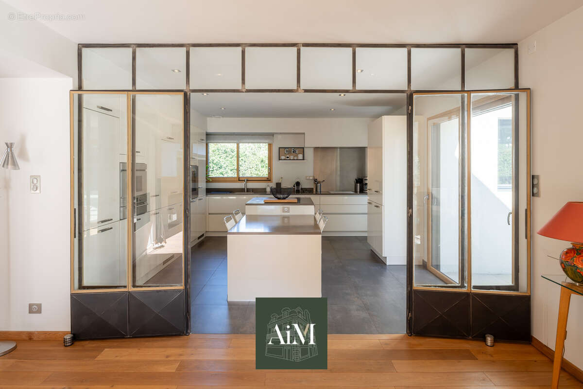 Propriété de prestige à vendre à Vannes- Domaine de plus de 3 hectares avec étang - photo 10