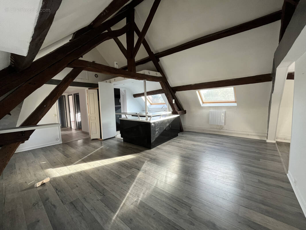 Appartement à PONT-SAINTE-MAXENCE