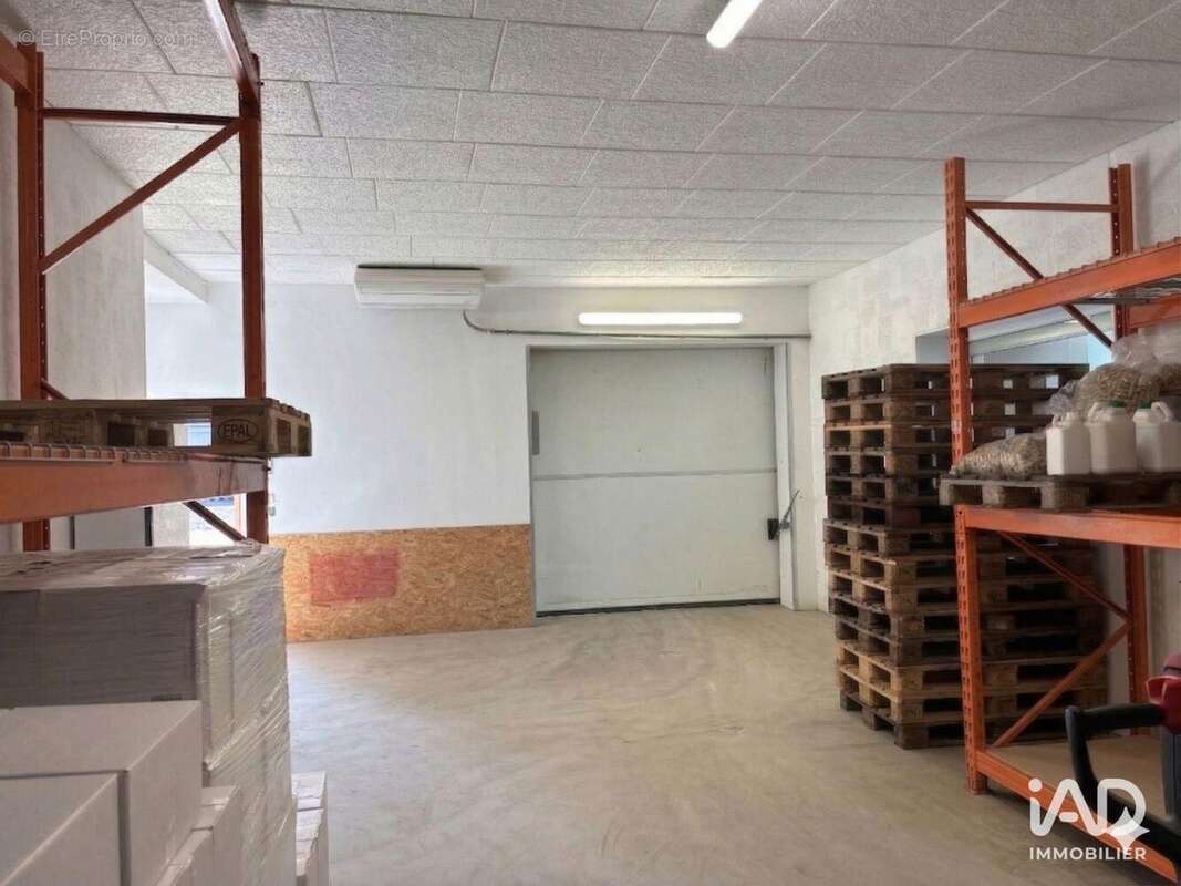 Photo 5 - Commerce à ARNAS