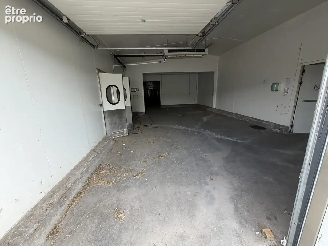 LOCAL D'ACTIVITÉ MARITINE DE 1160 M2 sur 2700 m2 de terrain - photo 6