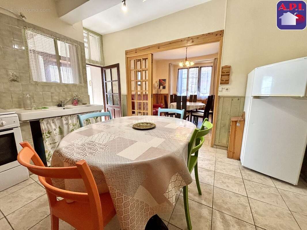 Maison 109 m² à Les Cabannes  - photo 2