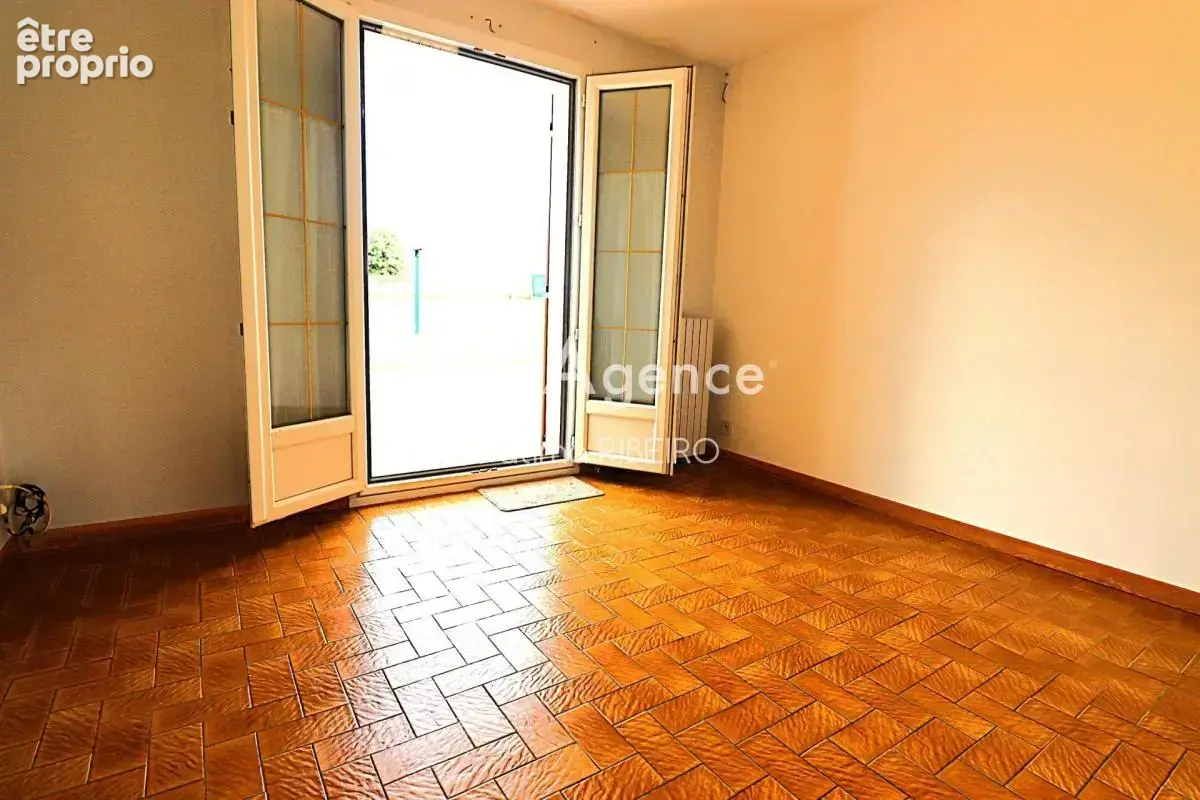 Maison plain‑pied ,Grand terrain 1 359 m² Sous‑sol total - photo 2