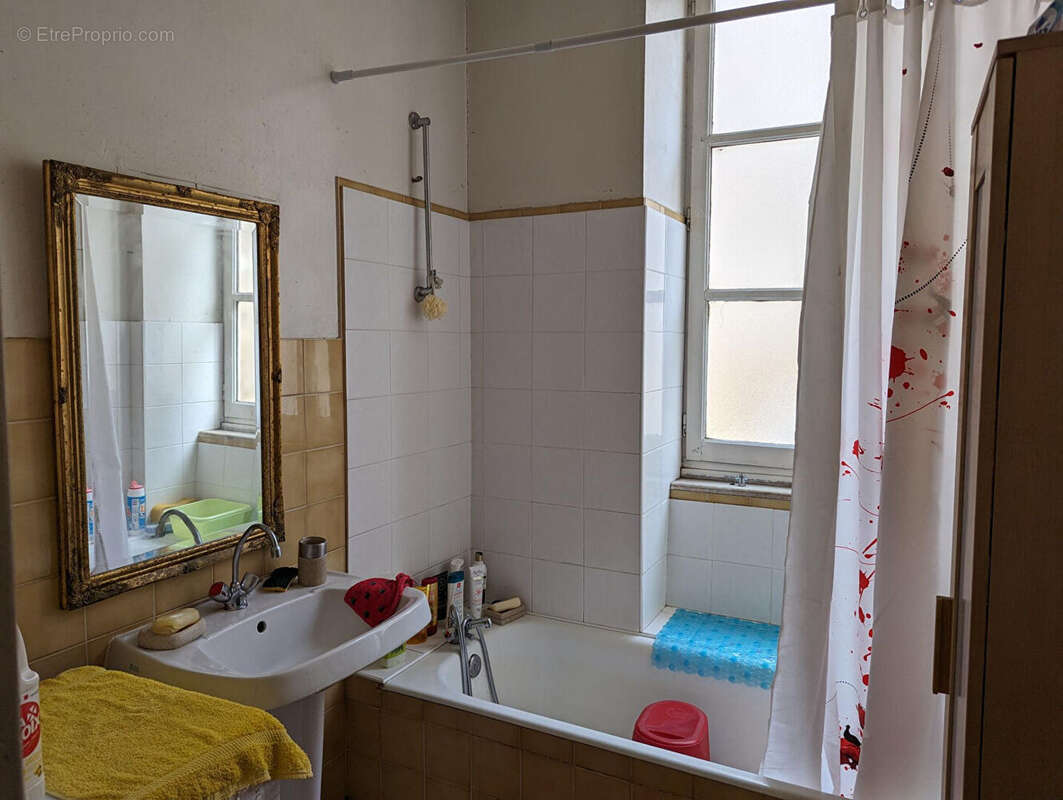 Maison à SAINT-MARTIAL