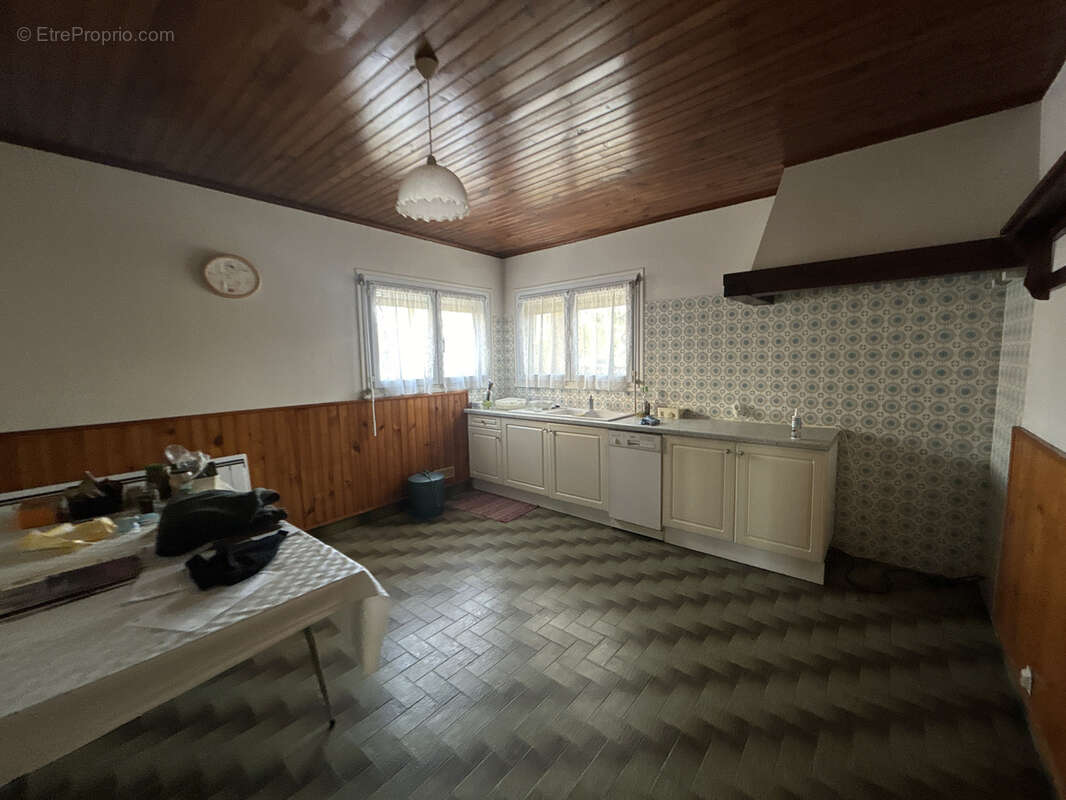 Maison à LEZIGNAN-CORBIERES