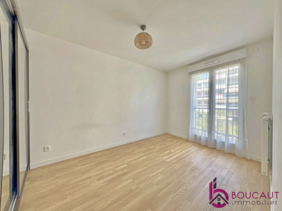 Appartement 41 m² à Le Plessis-Robinson  - photo 5