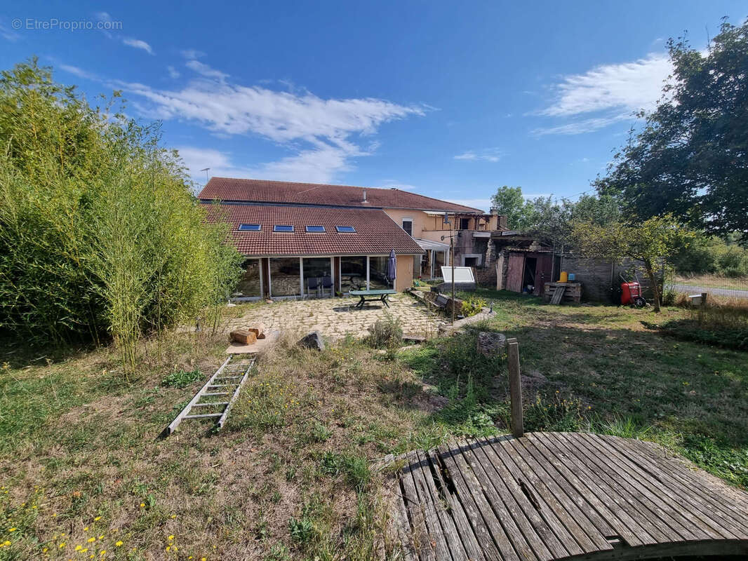 Maison à FRANCHEVILLE