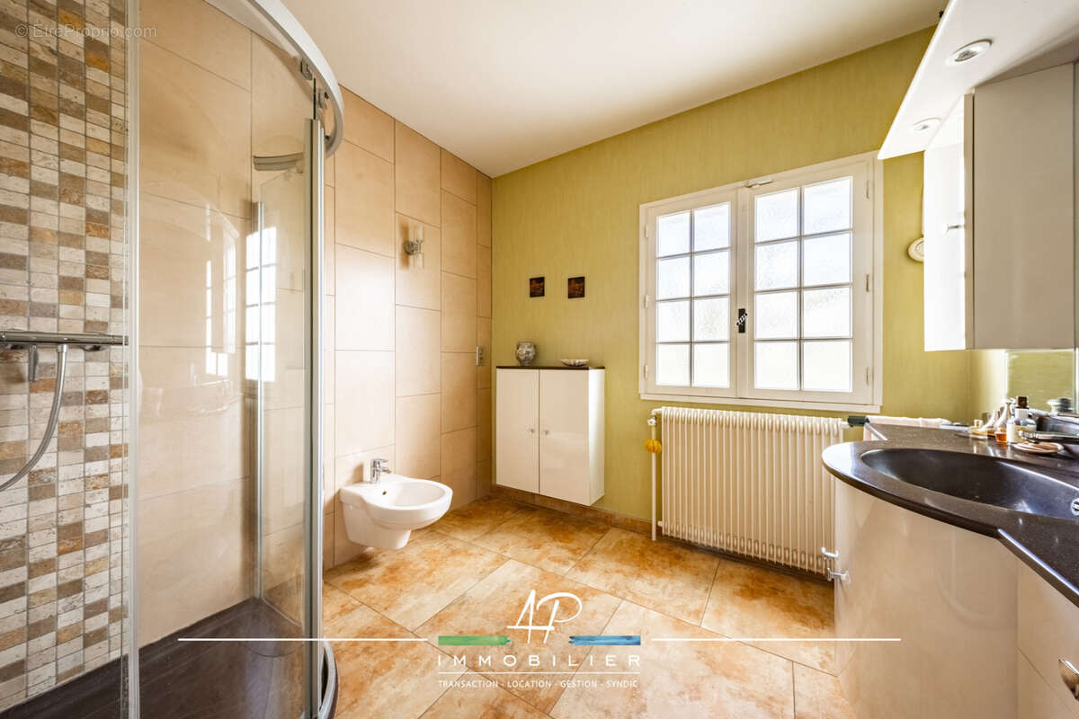 Maison traditionnelle 5 chambres - 21490 BRETIGNY - photo 10