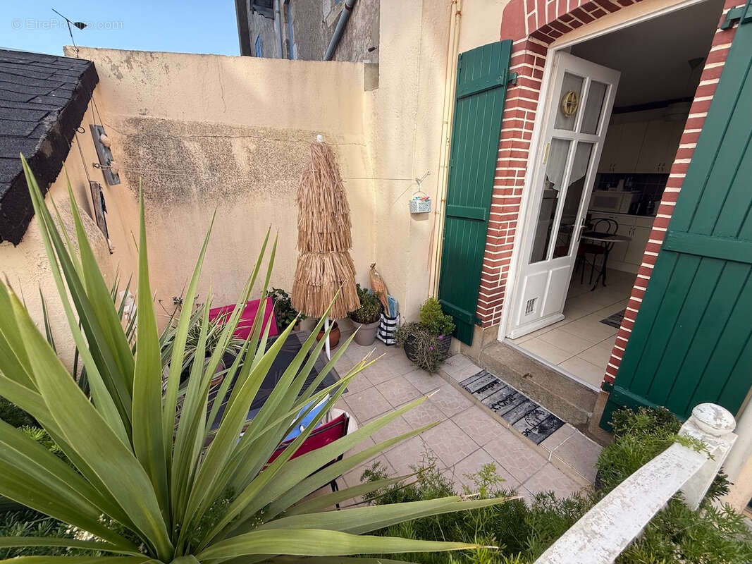 Maison à LE POULIGUEN