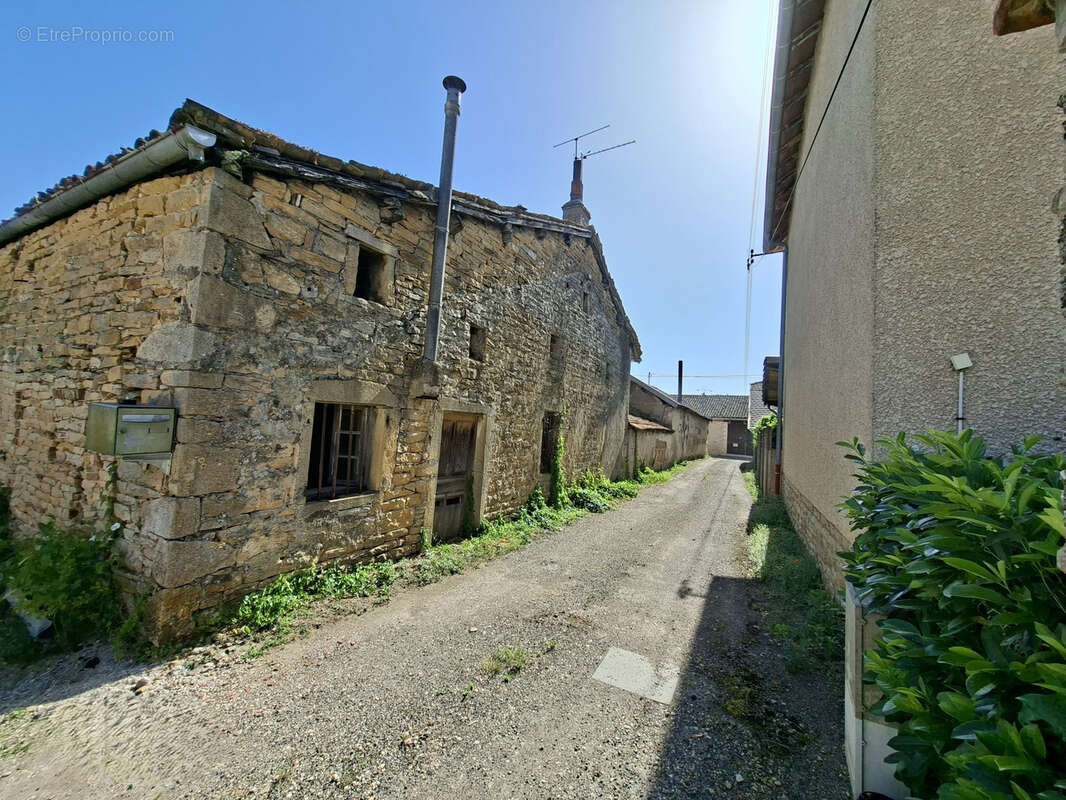 Maison à FEILLENS