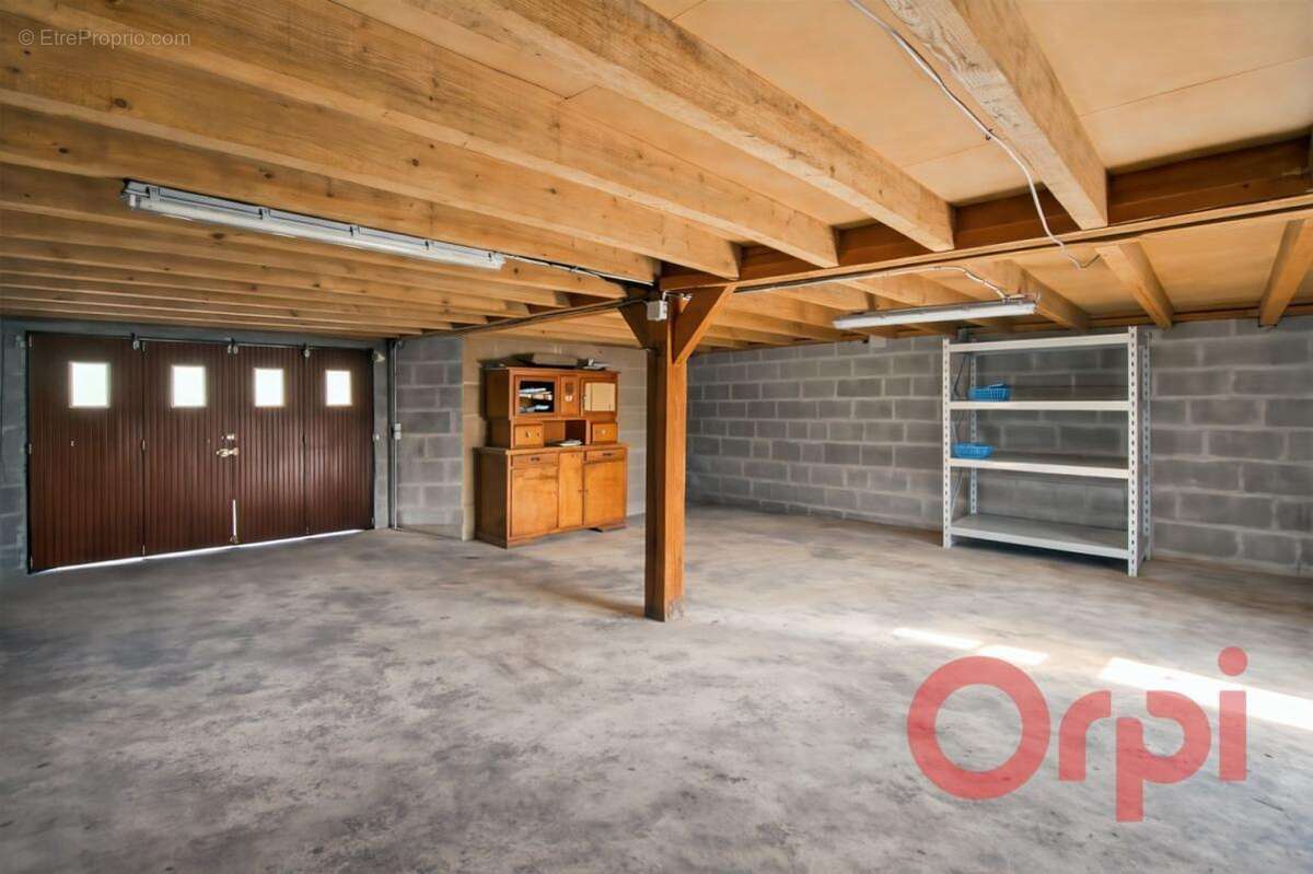 Maison à LA GUERCHE-SUR-L'AUBOIS