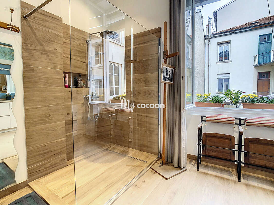 Appartement à LYON-7E