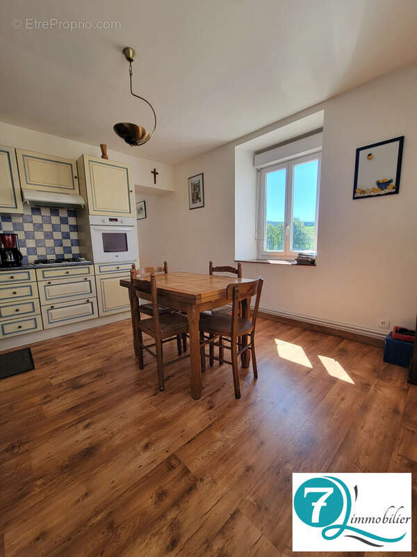 Maison à CHAUX-NEUVE