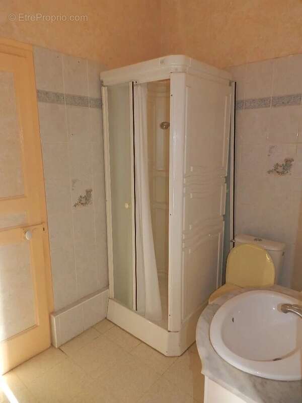 Maison à SAINT-PIERRE-SUR-DIVES