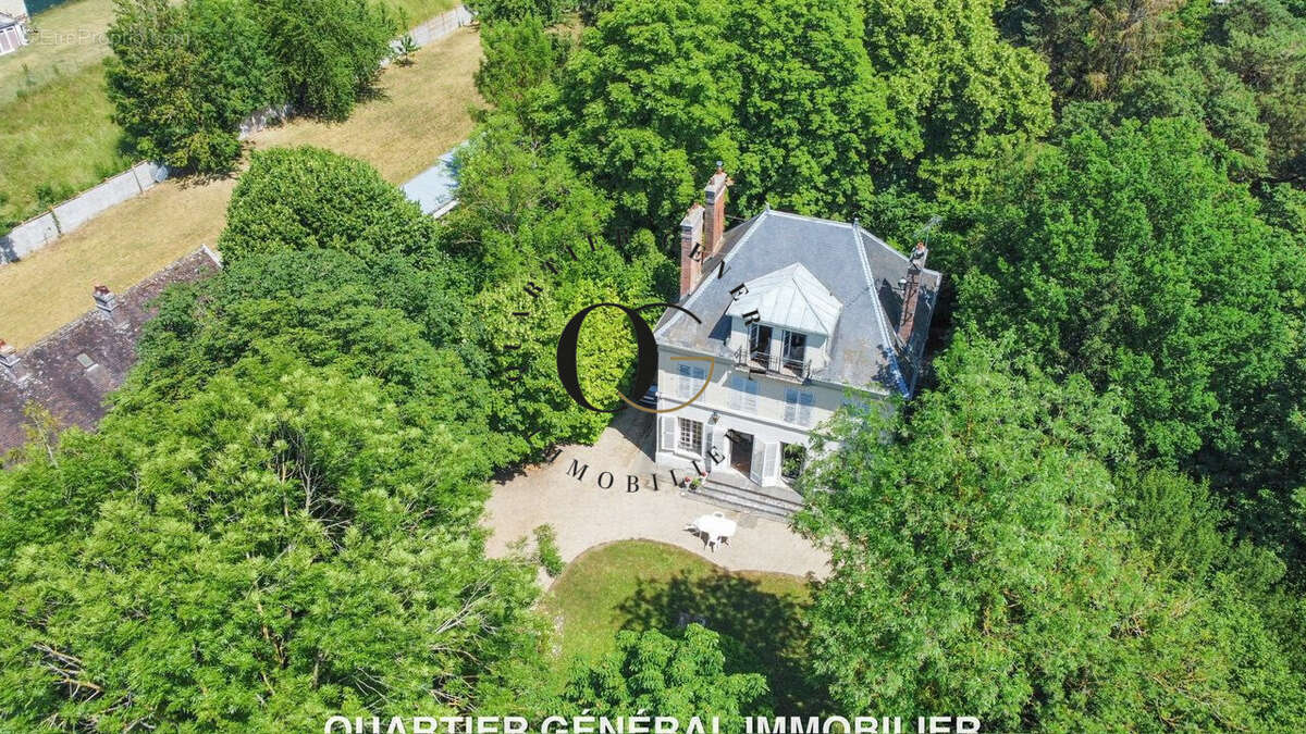 Maison de maitre Ivry le temple - photo 2