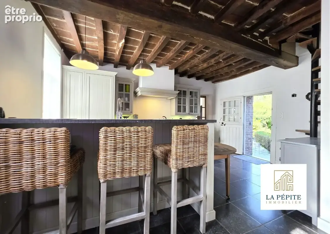 Maison de 200m2 - 6 pièces - 3 chambres et un studio indépendant - une beauté avesnoise - photo 7