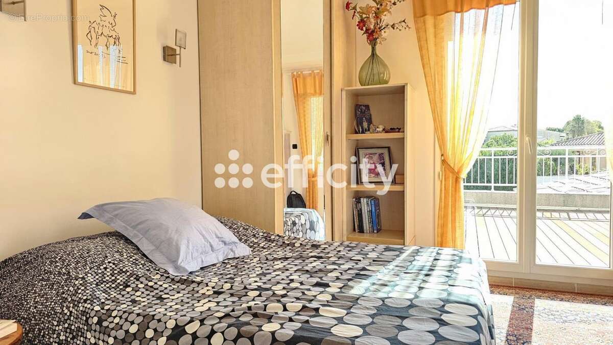 Maison à SAINT-GEORGES-D&#039;ORQUES