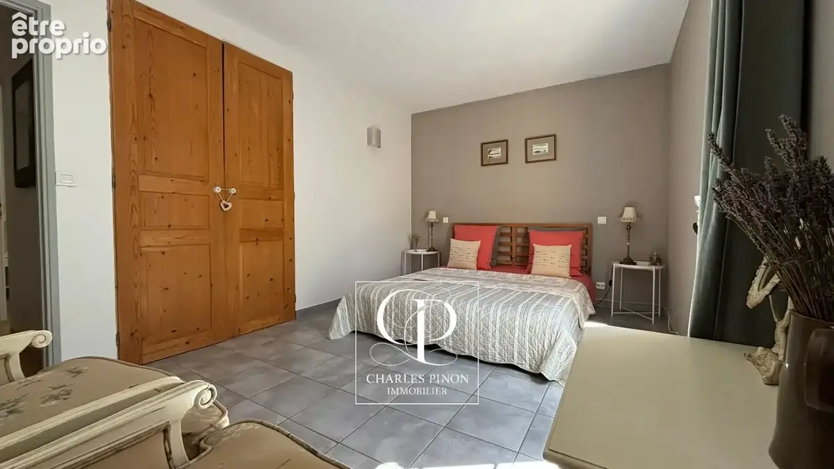 Maison à vendre 7 pièces ROGNES (13) - photo 16