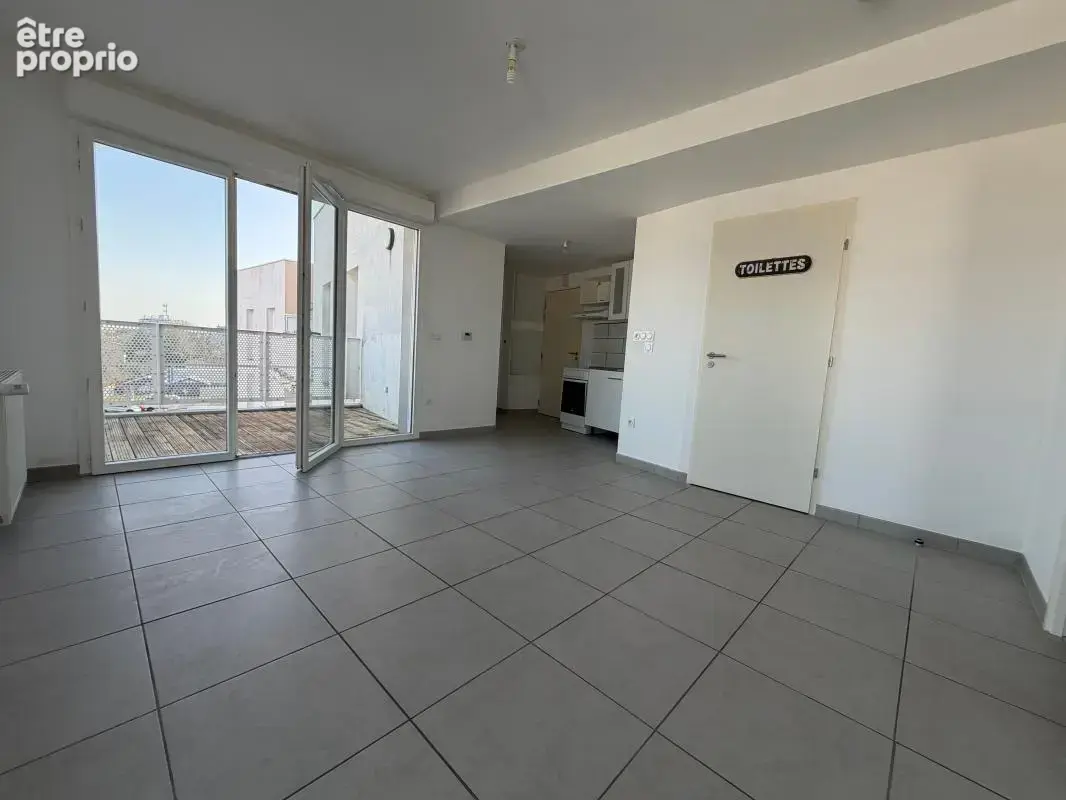 La rochelle – t2 avec terrasse, ascenseur et stationnement - photo 7