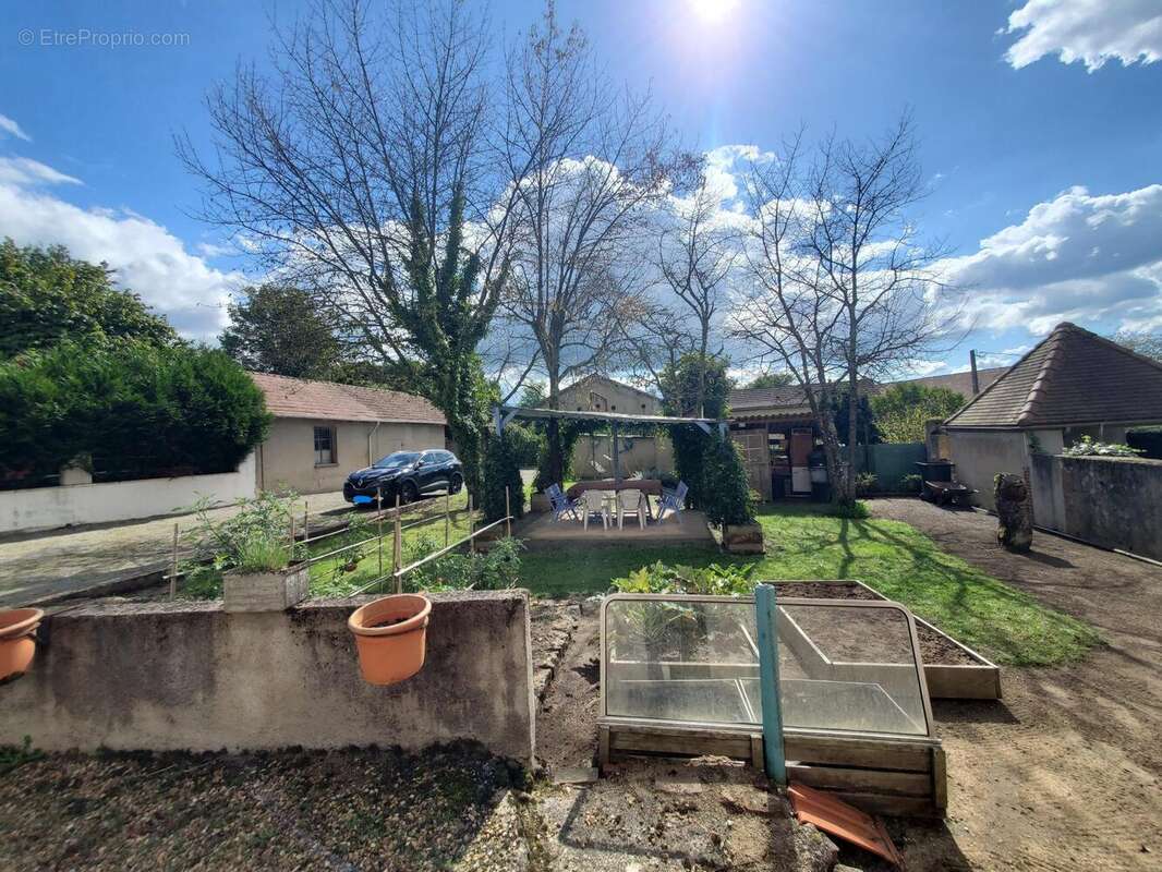 Photo 5 - Appartement à GENELARD