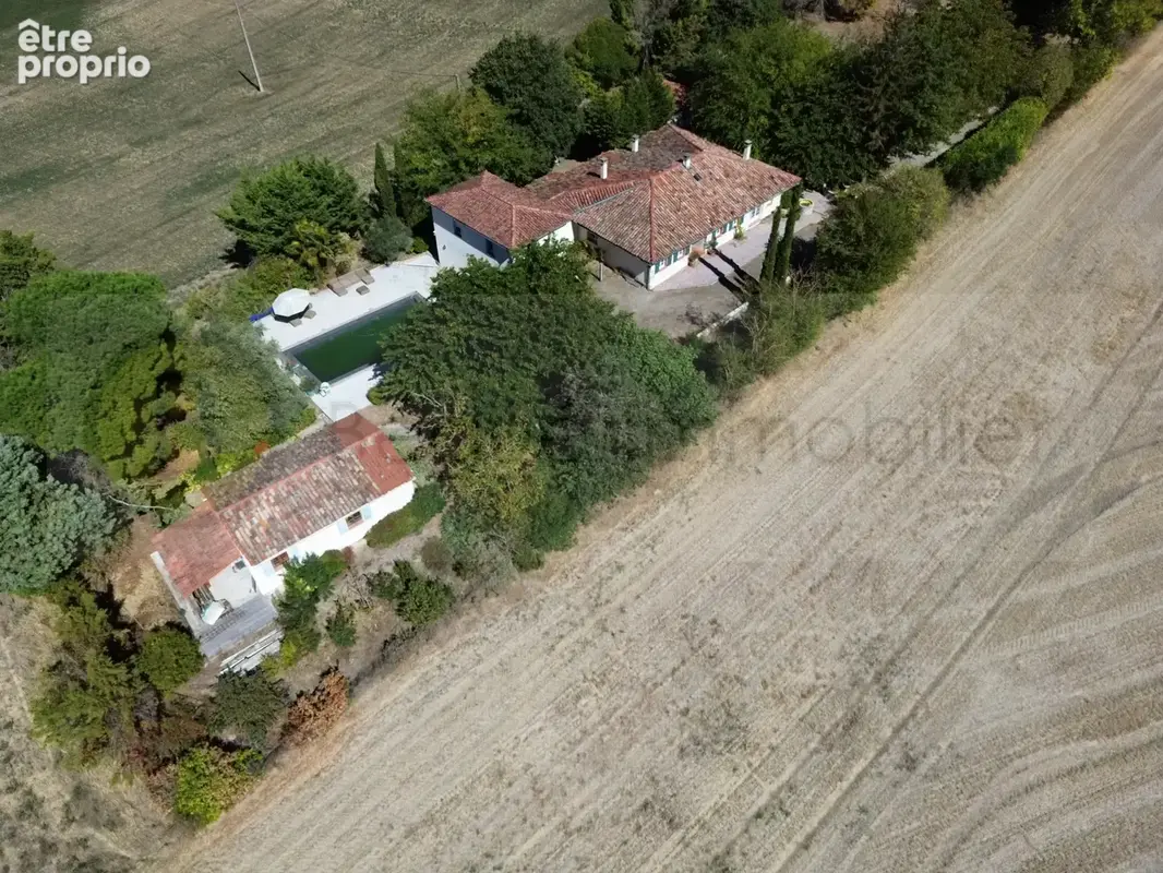 MAISON LE CASTERA - 8 pièce(s) - 272 m2 - photo 13